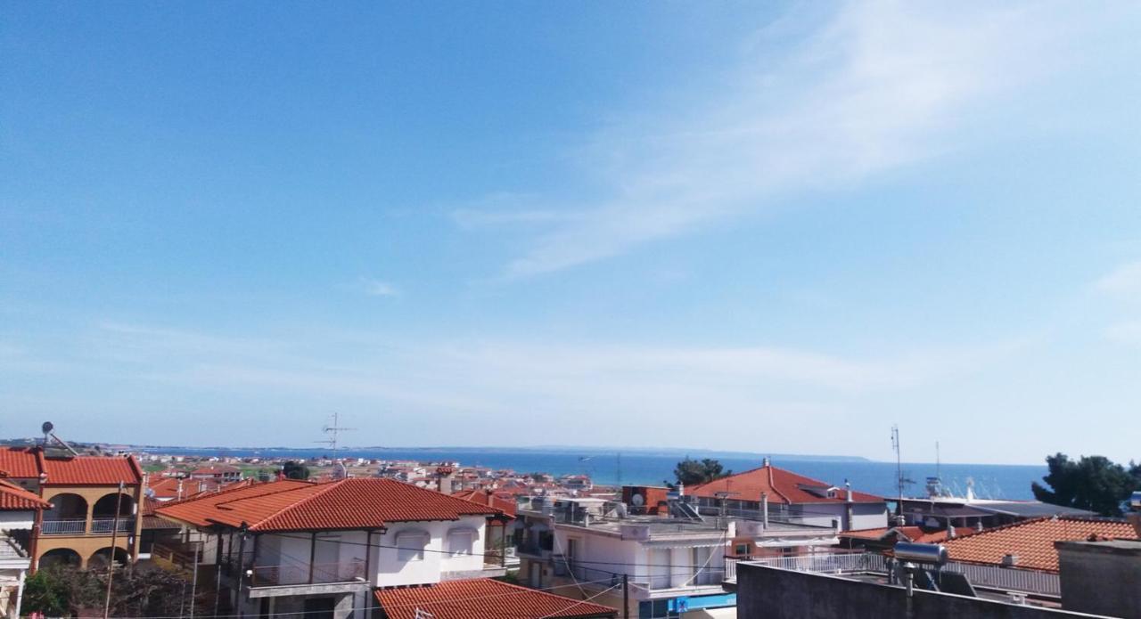 פלוגיטה Evis Maisonette With Sea View מראה חיצוני תמונה